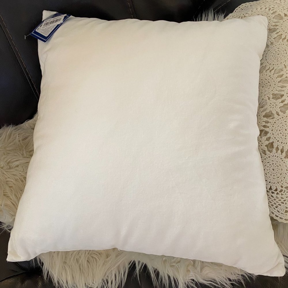 Southern Living Floral Throw Pillows - Picture 4 of 6